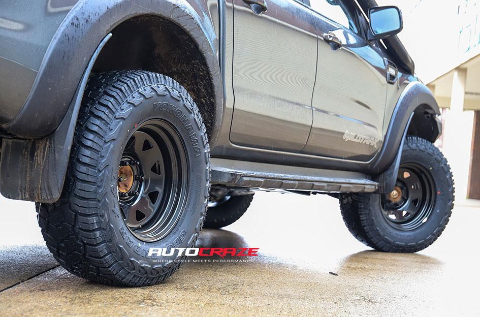 FORD-RANGER-TERRA-SATIN-BLACK